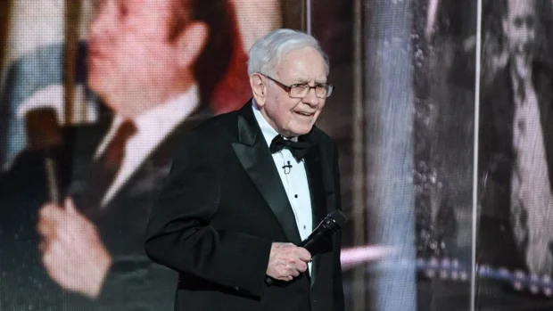 Warren Buffett Shares Personal Reflections on Wealth Family and Philanthropy