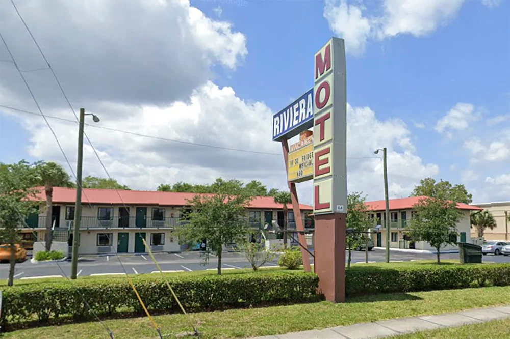 Delivery Driver Allegedly Attacks Pregnant Customer in Florida Motel Horror