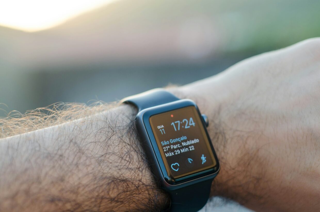 Navigating the Promise and Challenges of Wearable Tech