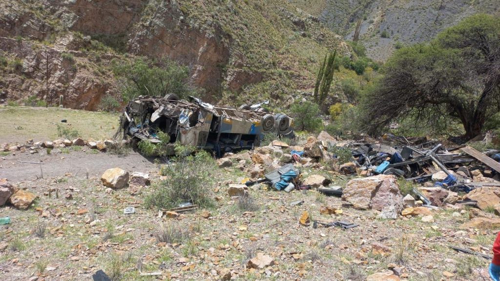 Bus Plunges Nearly 800 Meters Down Bolivian Mountain Killing Over 30 Passengers